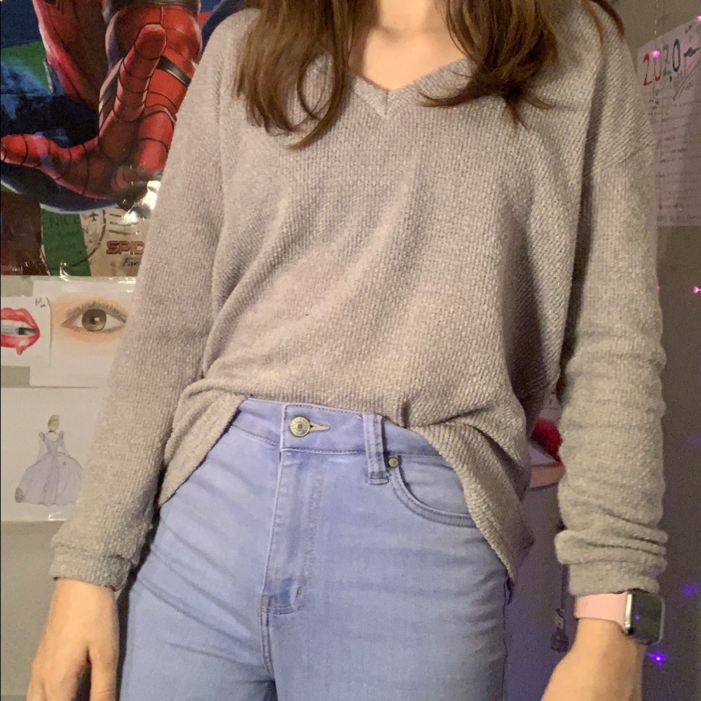 Grey v neck sweater